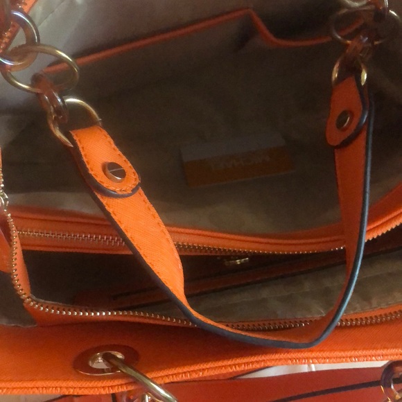 Purse - Picture 6 of 7